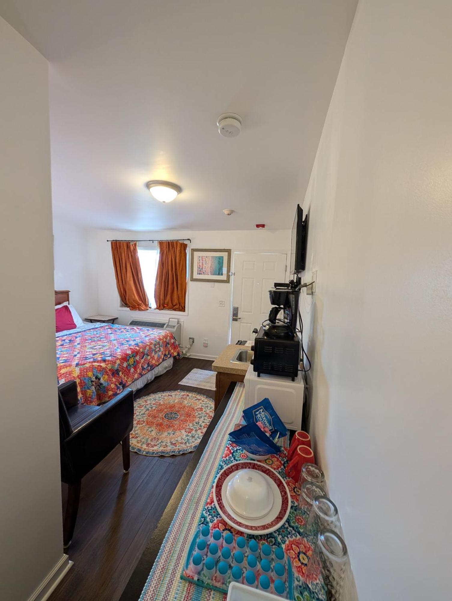 Apple Inn And Suites Cooperstown Area Milford Εξωτερικό φωτογραφία
